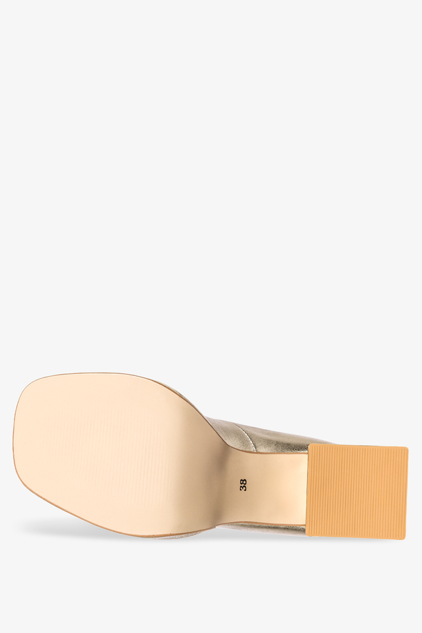 Złote mokasyny skórzane na klocku PRODUKT POLSKI Casu 3195