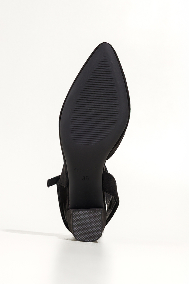 Czarne czółenka Sergio Leone na słupku z odkrytą piętą skórzana wkładka HP553