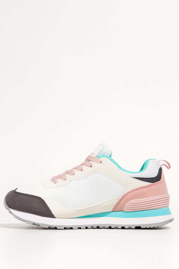 Białe sneakersy damskie buty sportowe na żłobionej podeszwie sznurowane niebieskie wstawki Casu 7398-89D