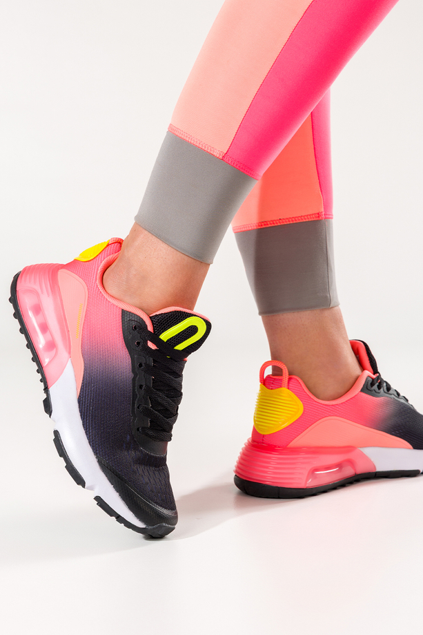 Koralowe sneakersy damskie buty sportowe cieniowane na koturnie sznurowane Casu D0840