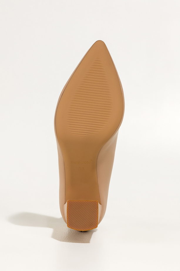 Ciemnobeżowe czółenka damskie Sergio Leone obcas słupek skórzana wkładka złota ozdoba na pięcie KY783