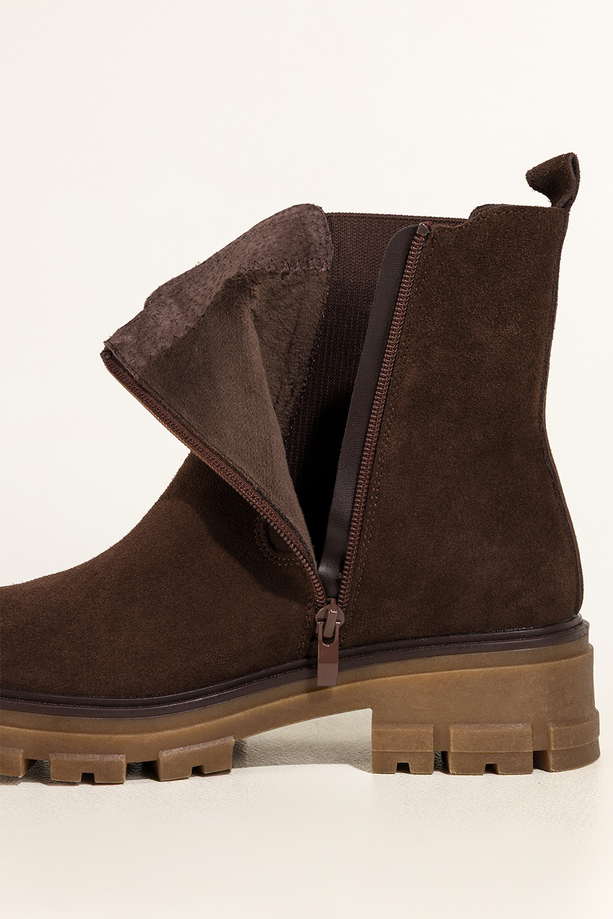 Ciemnobrązowe botki skórzane damskie Sergio Leone na beżowej bieżnikowanej platformie elastyczna guma w cholewce GI74266-H