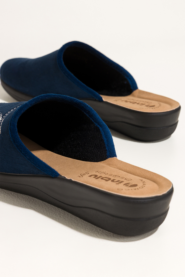 Granatowe kapcie damskie Inblu obuwie domowe z cyrkoniami wkładka soft XU999951