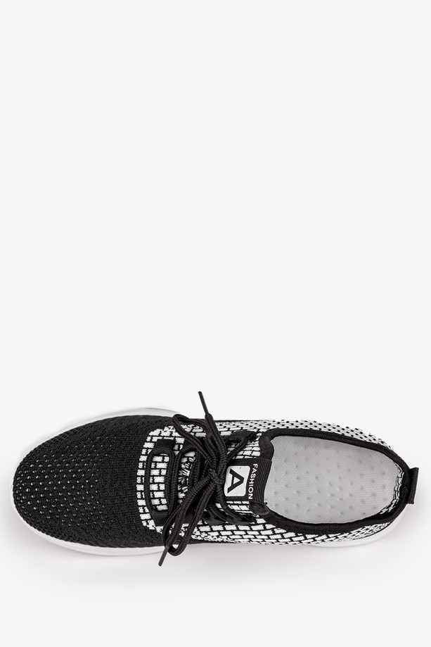 Czarne buty sportowe damskie sznurowane Casu 23-3-21-B
