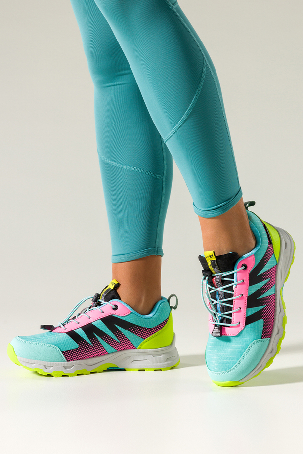 Turkusowe buty sportowe trekkingowe damskie wodoodporne na żłobionej podeszwie z regulowaną elastyczną sznurówką różowe wstawki Casu 7590-1D