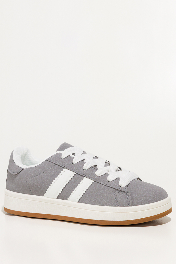 Szare sneakersy damskie buty sportowe na platformie sznurowane białe wstawki Casu 22367-5
