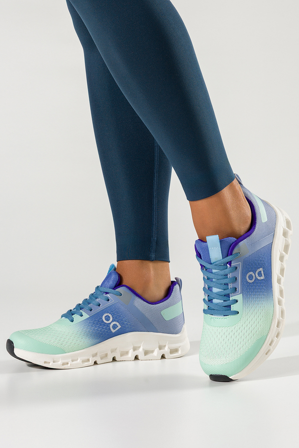 Zielone sneakersy damskie buty sportowe na siłownię cieniowane na białej podeszwie ze żłobieniami sznurowane Casu BC108