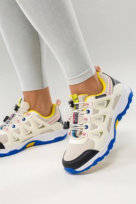 Beżowe buty sportowe trekkingowe damskie na bieżnikowanej podeszwie z regulowaną elastyczną sznurówką kremowe wstawki Casu RS-2503-2W