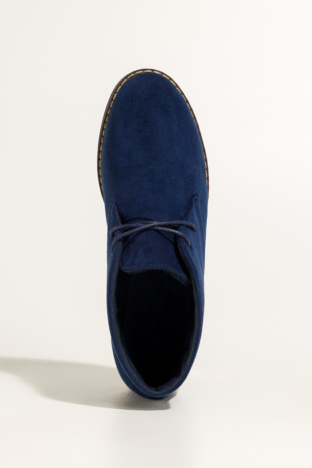 Granatowe botki damskie na płaskiej podeszwie z przeszyciami sznurowane Casu 8997-3