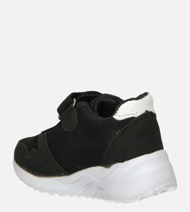 Czarne buty sportowe na rzep Casu 20T4/M