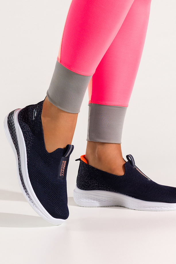 Granatowe sneakersy damskie buty sportowe slip on na fitness z perforacją biała elastyczna platforma wsuwane Carla DQ116B-4