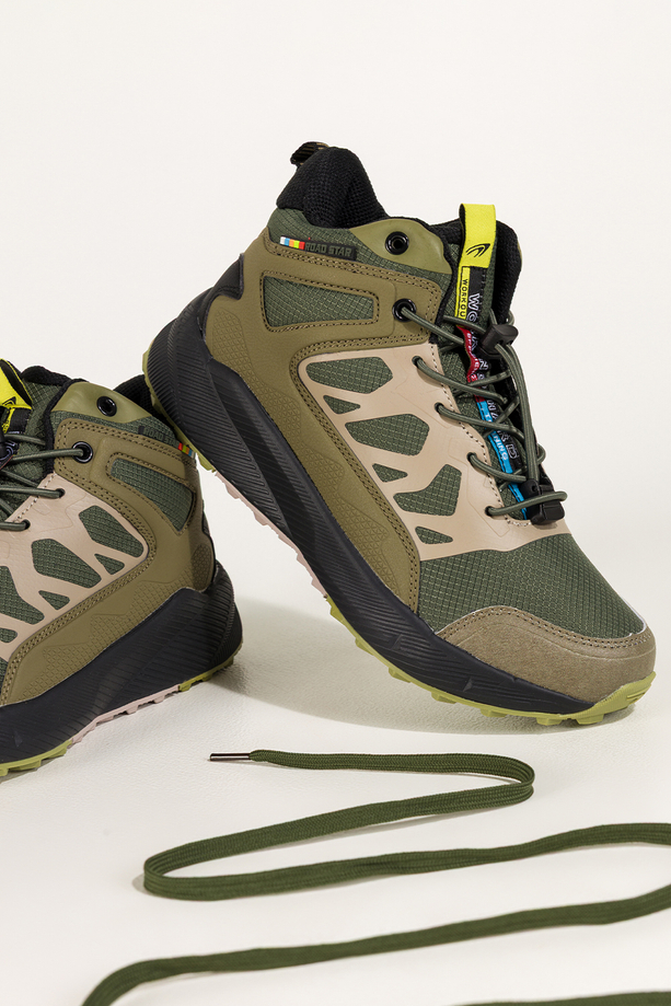 Zielone buty sportowe trekkingowe damskie wodoodporne na bieżnikowanej podeszwie z regulowaną elastyczną sznurówką beżowe wstawki Casu 7493-5D