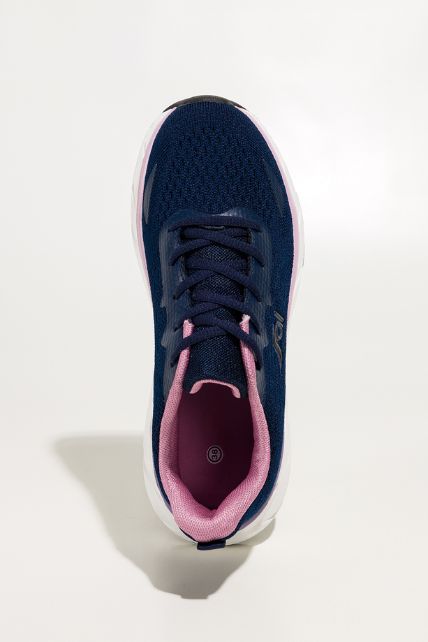 Granatowe sneakersy damskie buty sportowe z perforacją na białej żłobionej platformie fioletowe wstawki sznurowane Carla QP-0618-5
