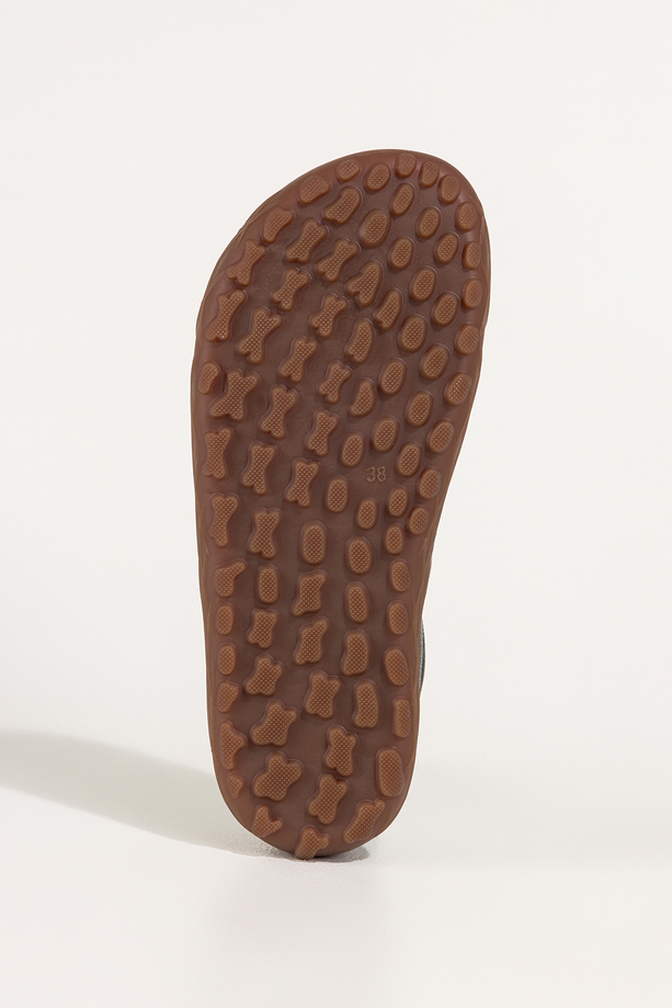 Czarne buty barefoot skórzane damskie szerokie na elastycznej płaskiej podeszwie elastyczne czarne sznurówki PRODUKT POLSKI Casu 89810