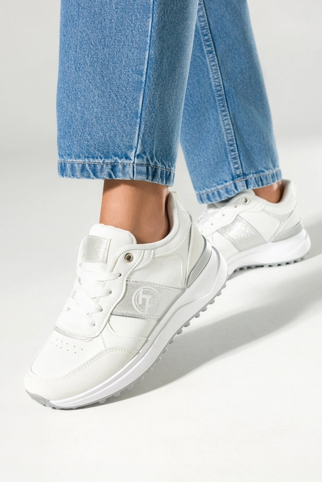 Białe sneakersy damskie na platformie buty sportowe sznurowane Casu SJ2395-2