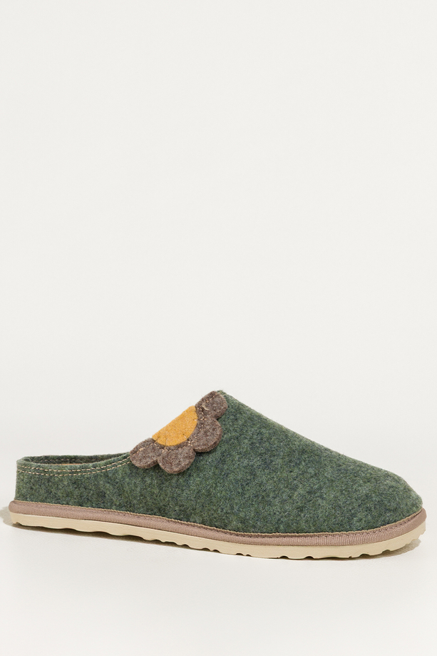 Zielone kapcie damskie Inblu obuwie domowe z wyjmowaną skórzaną wkładką ozdobny kwiat XH999956