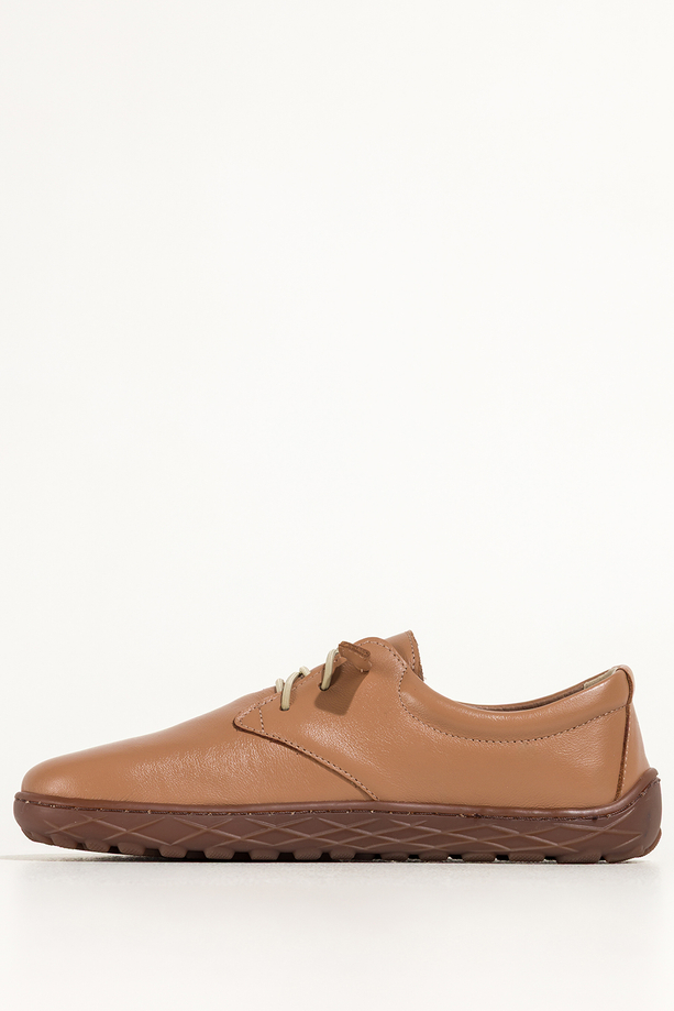 Camelowe buty barefoot skórzane damskie szerokie na elastycznej płaskiej podeszwie elastyczne jasnobeżowe sznurówki PRODUKT POLSKI Casu 89810