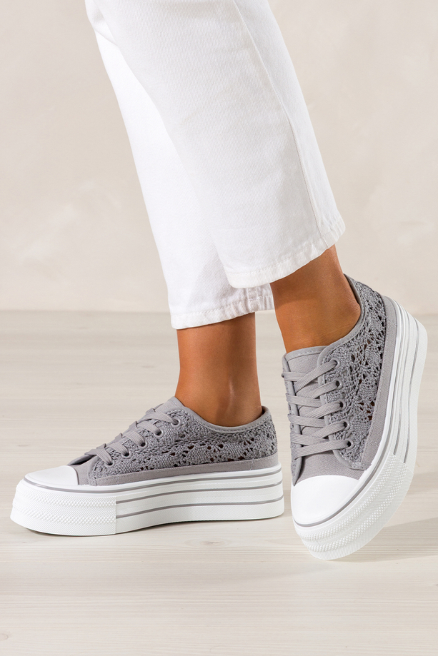 Szare trampki damskie ażurowe sneakersy na platformie koronkowe sznurowane Carla YZ847-4