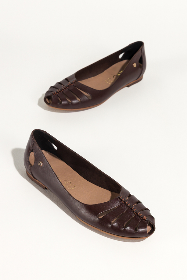 Czekoladowe baleriny skórzane damskie ażurowe z odkrytymi palcami PRODUKT POLSKI Casu 89990