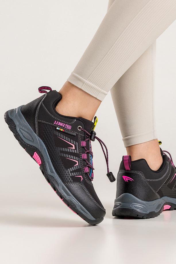 Czarne buty trekkingowe damskie buty sportowe na bieżnikowanej podeszwie z regulowaną elastyczną sznurówką softshell Casu 2213-9W