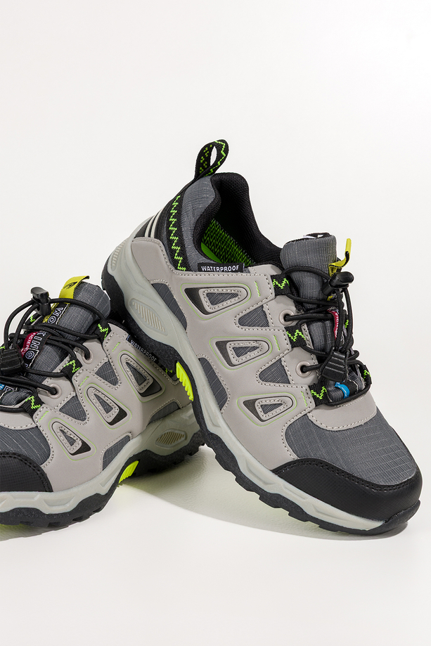 Szare buty sportowe trekkingowe damskie na bieżnikowanej podeszwie z regulowaną elastyczną sznurówką Casu RS-2503-7W 