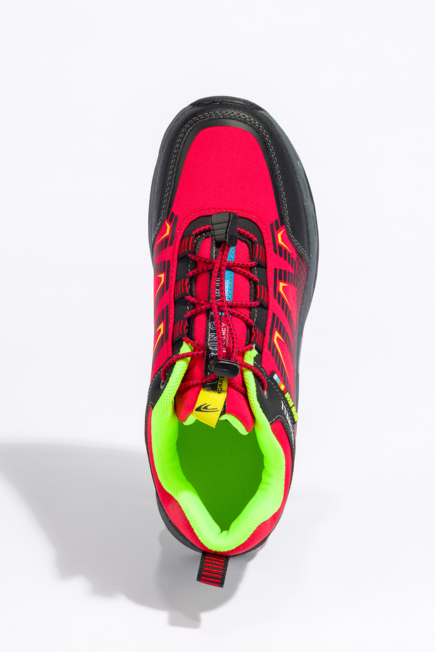 Czerwone buty trekkingowe damskie buty sportowe na bieżnikowanej podeszwie z regulowaną elastyczną sznurówką czarne wstawki softshell Casu 2213-3W