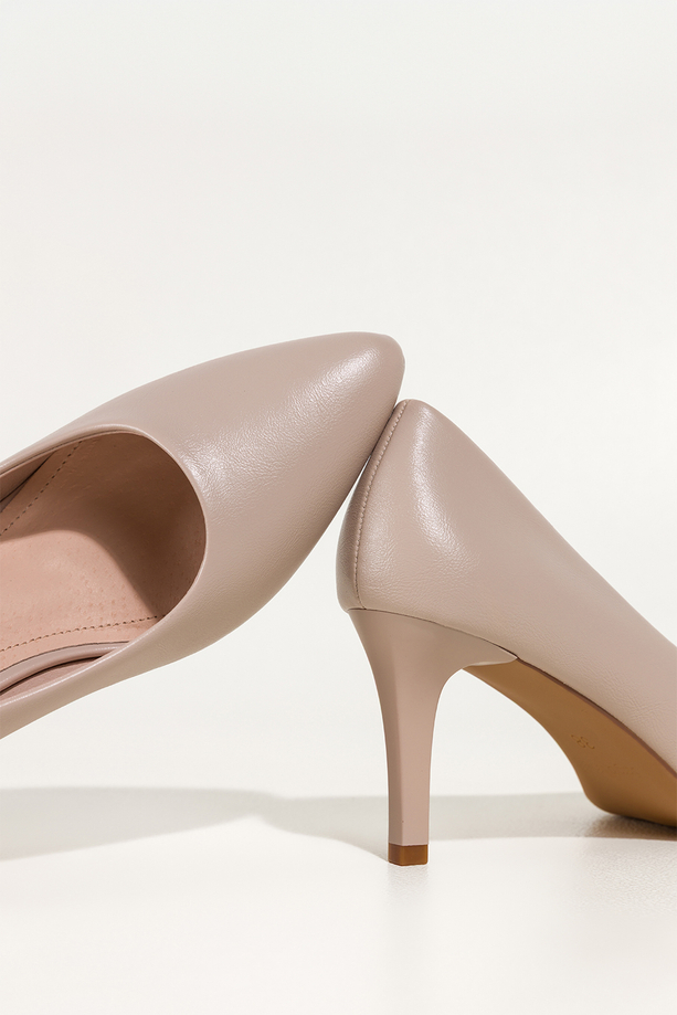 Beżowe szpilki damskie Sergio Leone skórzana wkładka 8663