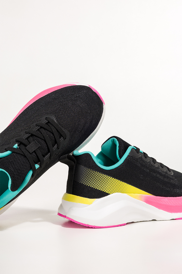 Czarne sneakersy damskie buty sportowe do biegania biała platforma turkusowe i różowe wstawki sznurowane Casu 9032-1