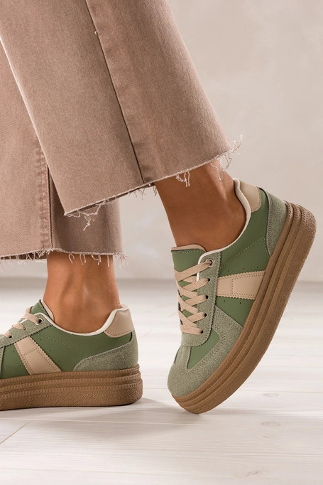 Zielone sneakersy damskie buty sportowe na beżowej platformie beżowe wstawki sznurowane Carla YO464