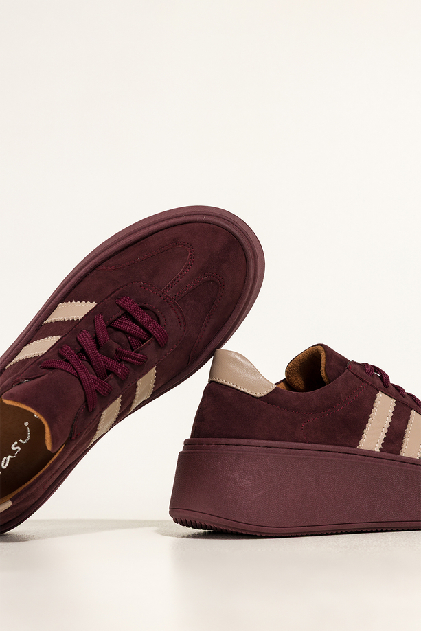 Bordowe sneakersy skórzane damskie buty sportowe na platformie beżowe wstawki sznurowane PRODUKT POLSKI Casu 5967