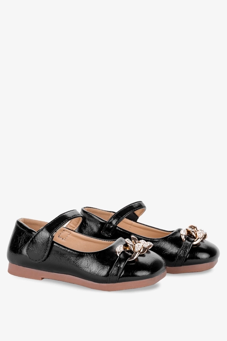 Czarne baleriny na rzep ze złotym łańcuchem Casu 16-11-21-M