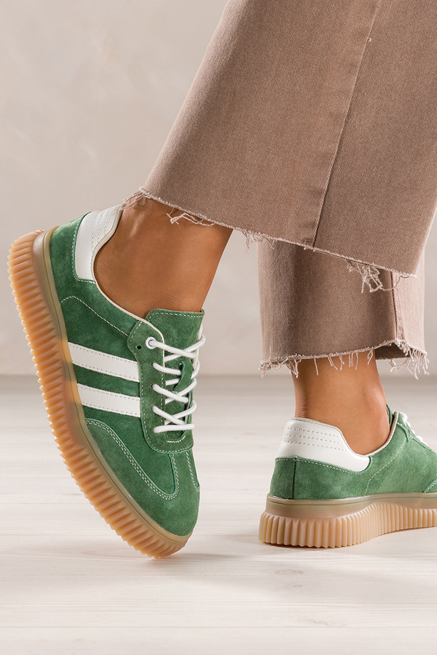 Zielone sneakersy skórzane damskie buty sportowe na beżowej platformie białe wstawki sznurowane Carla TW-CU-800