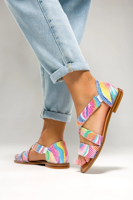 Kolorowe sandały skórzane damskie z paskami na krzyż zakryta pięta wzór wężowy PRODUKT POLSKI Casu 2765-730