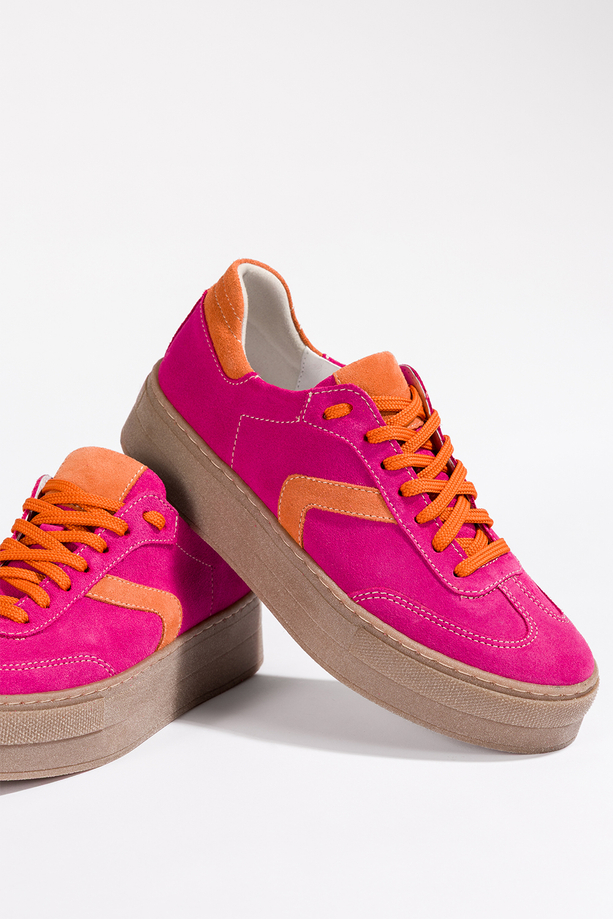 Fuksjowe sneakersy skórzane na platformie damskie buty sportowe pomarańczowe wstawki sznurowane PRODUKT POLSKI Casu N1091S2