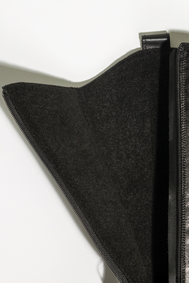 Czarne kozaki skórzane damskie kowbojki na szerokim ściętym klocku stalowa ozdoba PRODUKT POLSKI Casu 29844