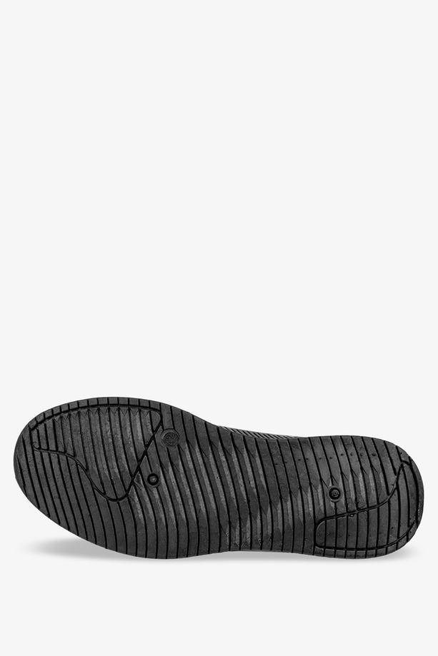 Czarne buty sportowe sznurowane Casu 30-3-22-B