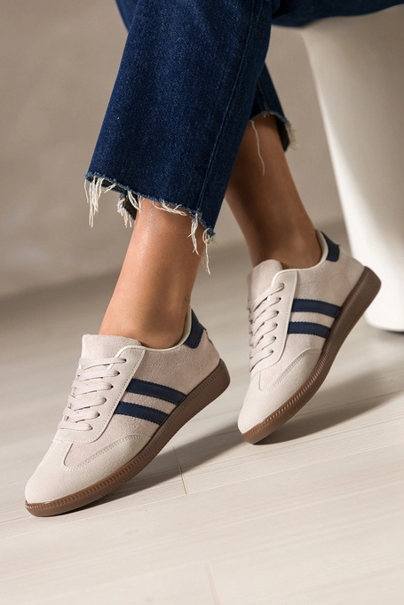 Beżowe sneakersy damskie buty sportowe na elastycznej podeszwie granatowe wstawki sznurowane Casu 22336-7