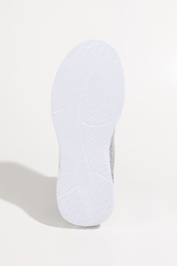 Szare sneakersy damskie buty sportowe slip on na fitness z perforacją biała elastyczna platforma wsuwane Carla DQ116B-2