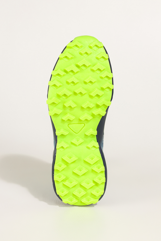 Granatowe buty trekkingowe damskie buty sportowe softshell na bieżnikowanej podeszwie seledynowe i niebieskie wstawki sznurowane Carla EY82976-89