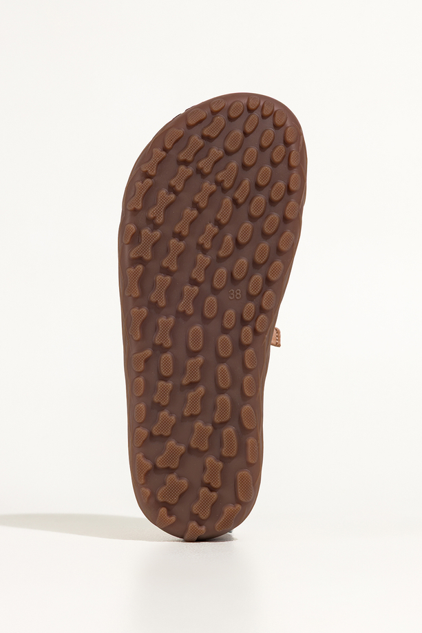 Camelowe buty barefoot skórzane damskie szerokie na elastycznej płaskiej podeszwie elastyczne jasnobeżowe sznurówki PRODUKT POLSKI Casu 89810