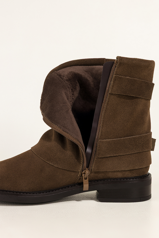 Brązowe botki skórzane damskie z szeroką cholewką Sergio Leone niski obcas regulowane paski na cholewce YG74443-H