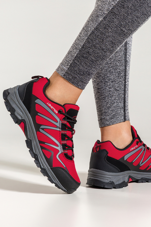 Czerwone buty trekkingowe damskie z czarnymi dodatkami sznurowane softshell Casu B2111-4