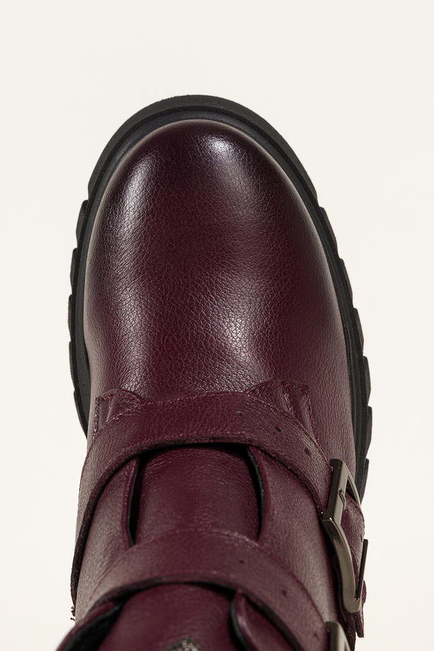 Bordowe botki workery skórzane damskie na bieżnikowanej platformie paski z klamrami stalowa ozdoba na języku PRODUKT POLSKI Casu 39517