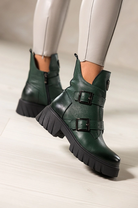 Zielone botki workery skórzane damskie na bieżnikowanej platformie paski z klamrami stalowa ozdoba na języku PRODUKT POLSKI Casu 39517