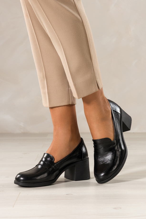 Czarne mokasyny skórzane damskie na szerokim klocku ozdobny pasek PRODUKT POLSKI Casu 2762