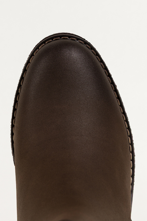 Czekoladowe botki damskie na klocku ozdobny zamek na cholewce Casu D721-7