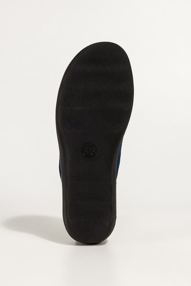 Granatowe kapcie damskie Inblu obuwie domowe z cyrkoniami XF99990S