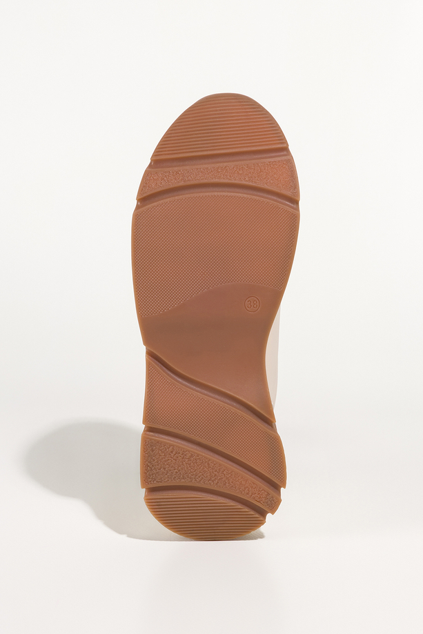 Beżowe sneakersy damskie buty sportowe na koturnie ze żłobieniami brązowe wstawki sznurowane Carla 4982