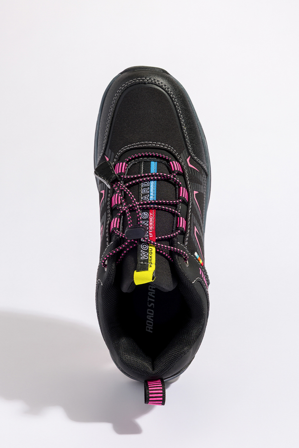Czarne buty trekkingowe damskie buty sportowe na bieżnikowanej podeszwie z regulowaną elastyczną sznurówką softshell Casu 2213-9W