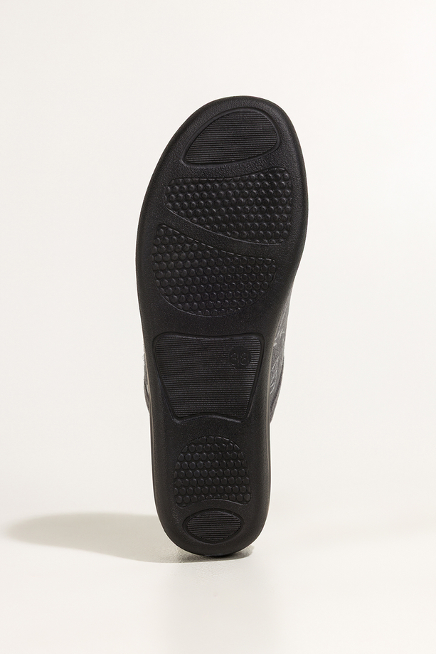 Szare kapcie damskie Inblu obuwie domowe guma w cholewce wzór liści wkładka soft XU999950